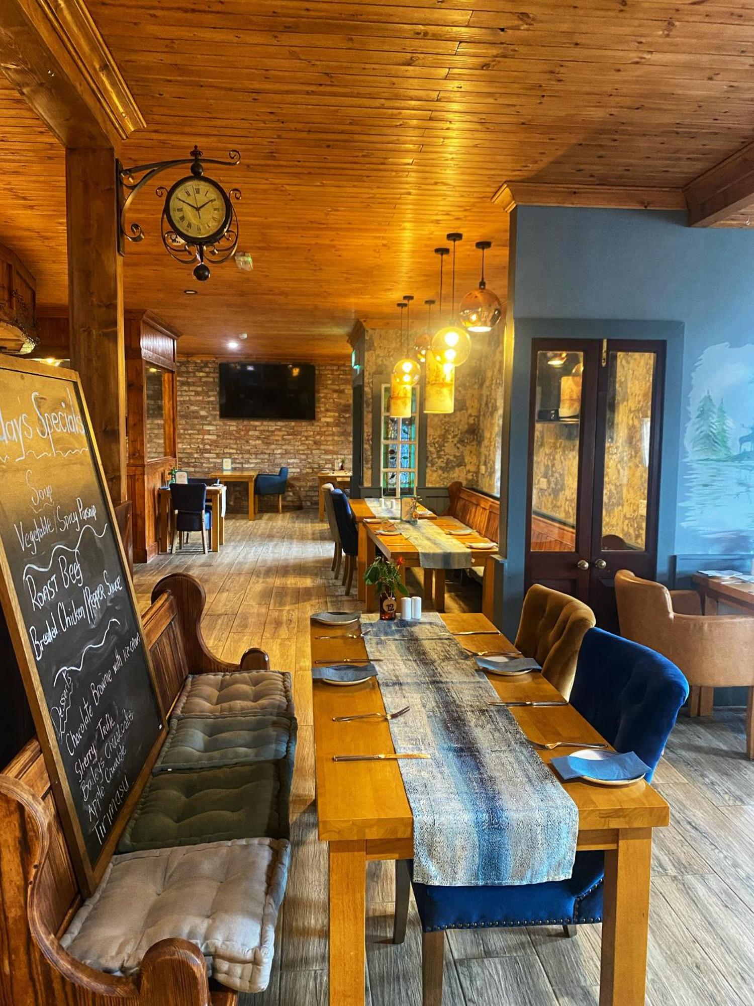 بيلليك Dulrush Lodge Guest House, Restaurant And Self-Catering المظهر الخارجي الصورة